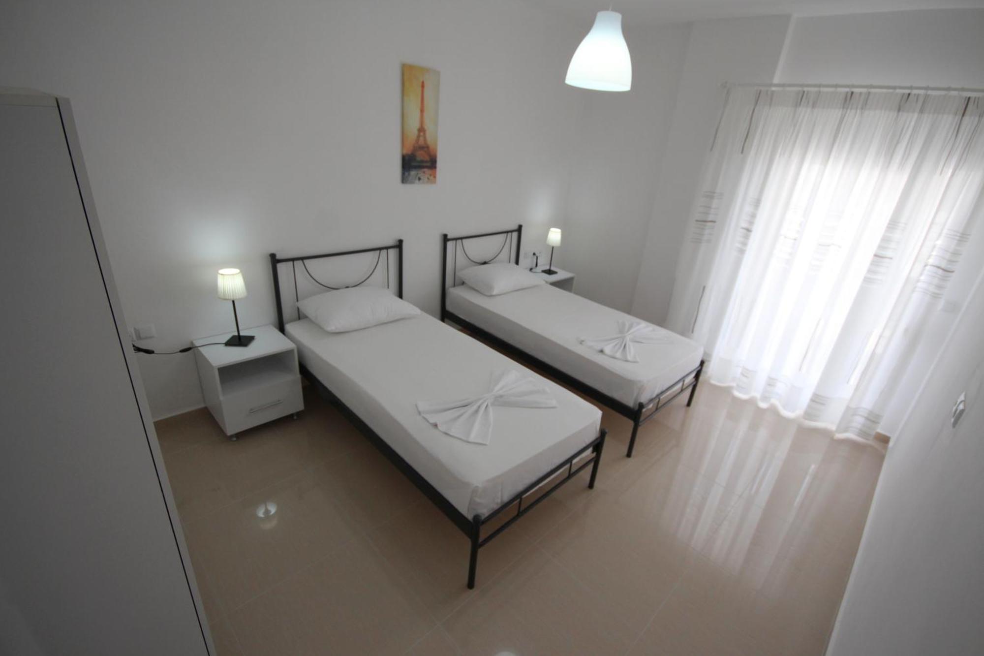 Nefeli Apartments Sarande Bagian luar foto