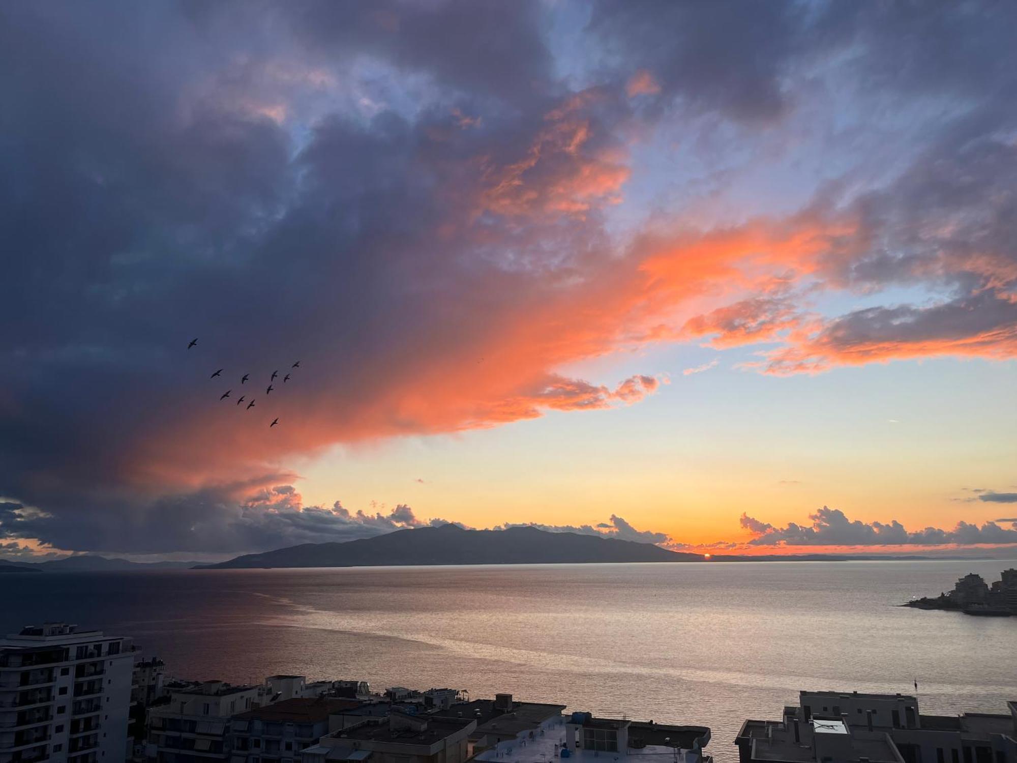 Nefeli Apartments Sarande Bagian luar foto