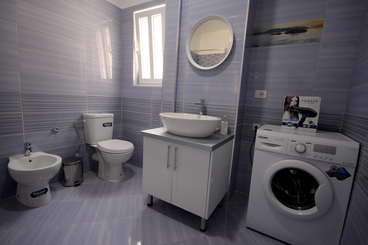 Nefeli Apartments Sarande Bagian luar foto
