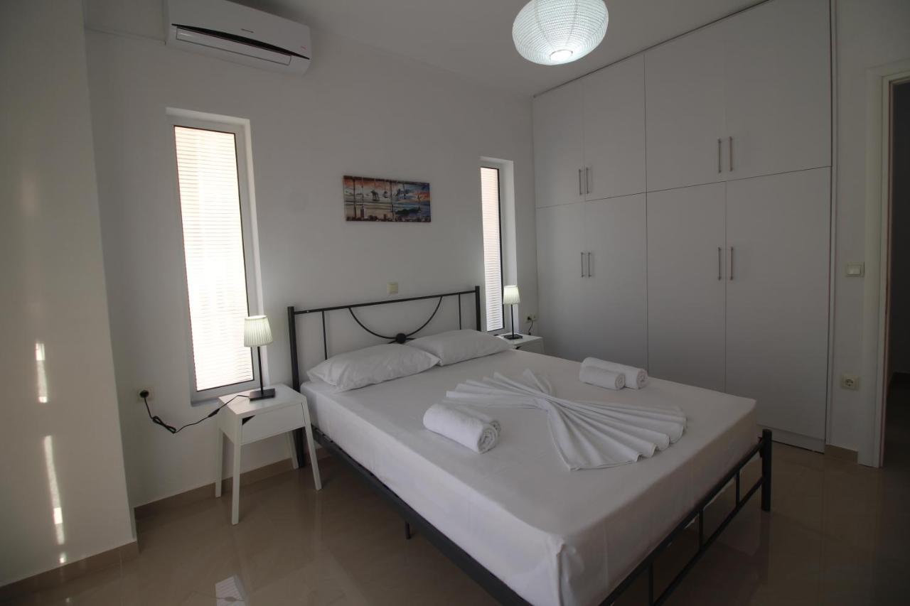 Nefeli Apartments Sarande Bagian luar foto